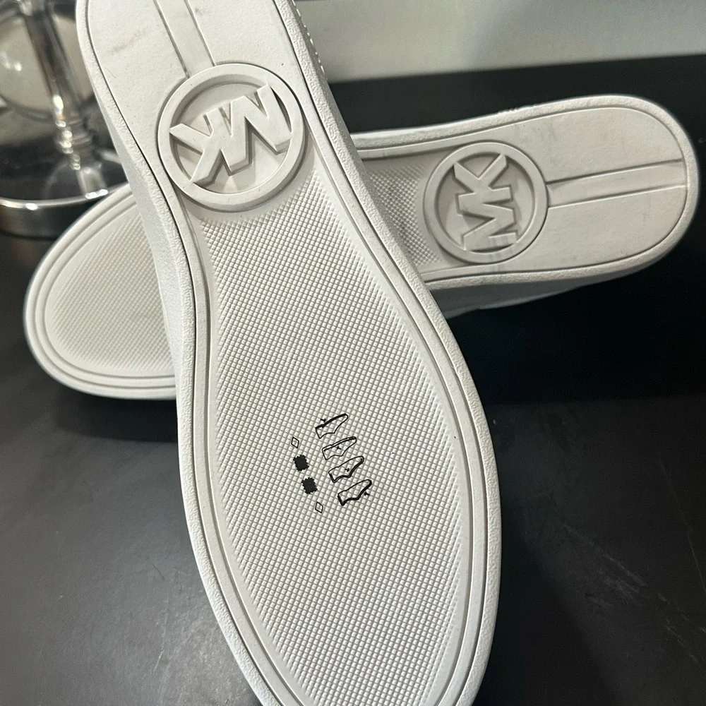 🆕Michael Kors  Faux Leather Sneakers